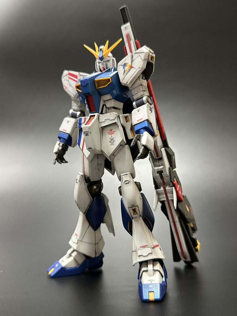 EG 1/144 RX-93ff νガンダム–2枚目/制作者：ひろ吉