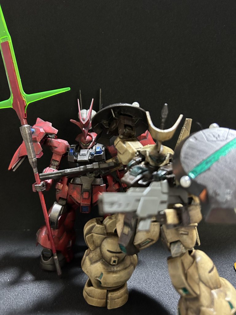 最後は次回の投稿予定をしてるディランザHOUNDとのツーショットです。家臣と将軍のイメージで撮りました。