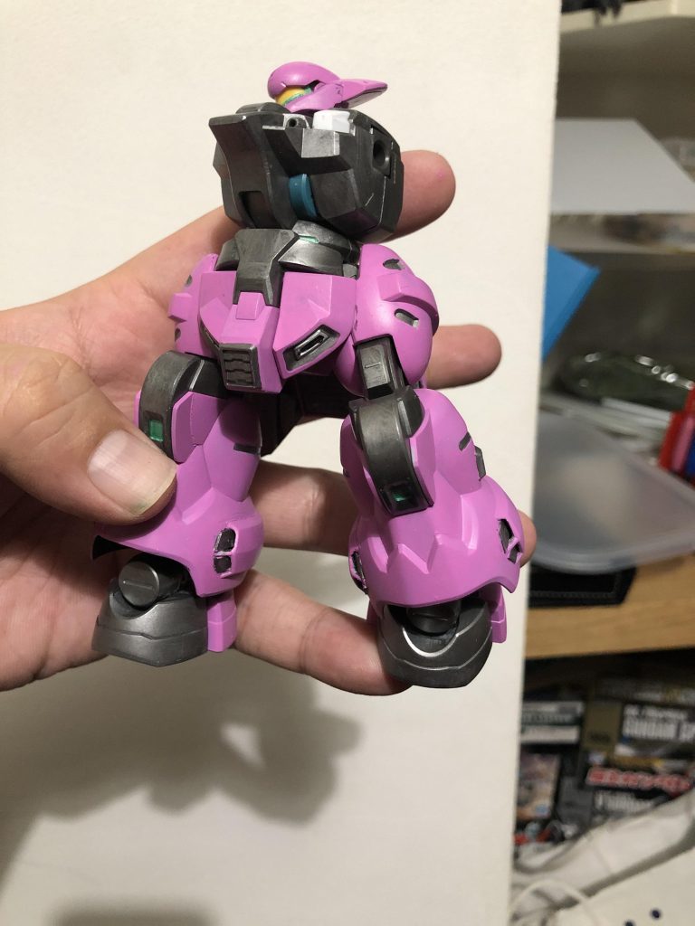 足のダクトは開口したけど全然目立たないすね