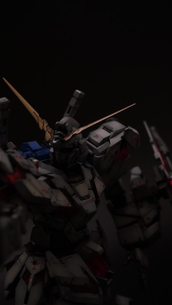 ユニコーンガンダム　グラデーションにパールクリア–4枚目/制作者：のぶ