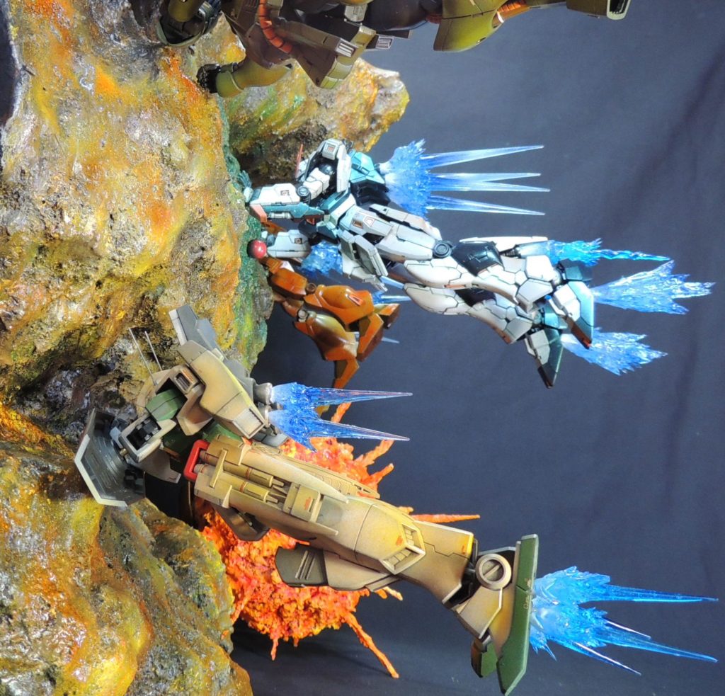 各МSは2㎜Φの真鍮線でベースに固定。噴射のエフェクトは、ビルダーズパーツの部品を組み合わせ、UVレジンで形状を整えた後、クリアブルーを吹き付けています。