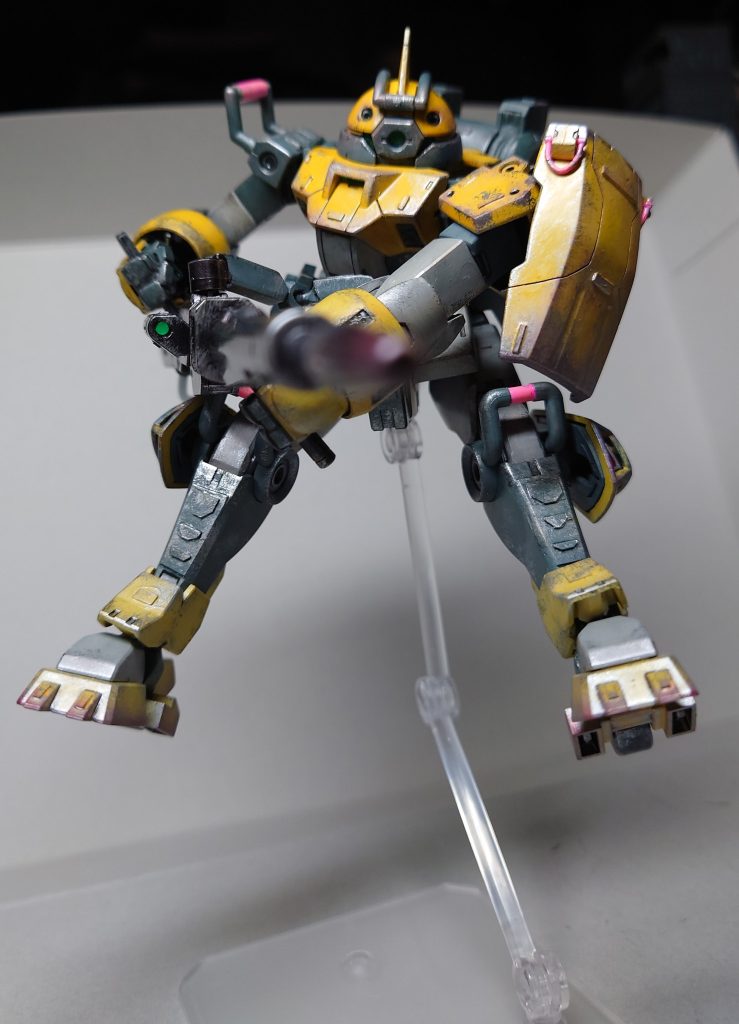 射撃ポーズ 1.上手くとれませんでした。長物は難しいです😅