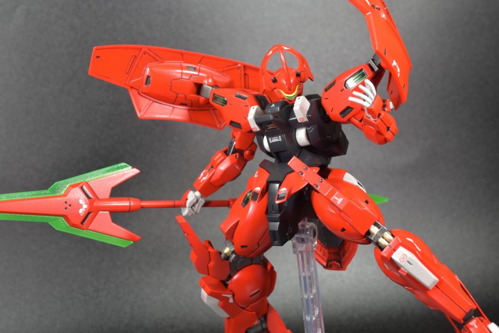 エンドカードっぽいポーズで