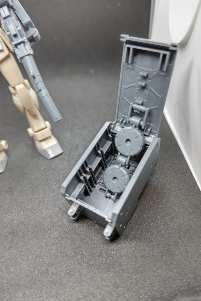 ウェポンコンテナにしまっている地雷の図。ここから取り出して投げたり、設置したりします。