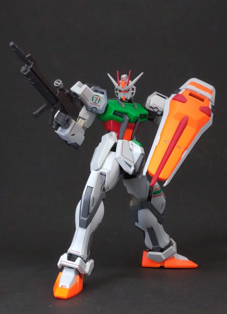 セブン-イレブン限定ストライクガンダム–5枚目/制作者：三代目和菓子屋