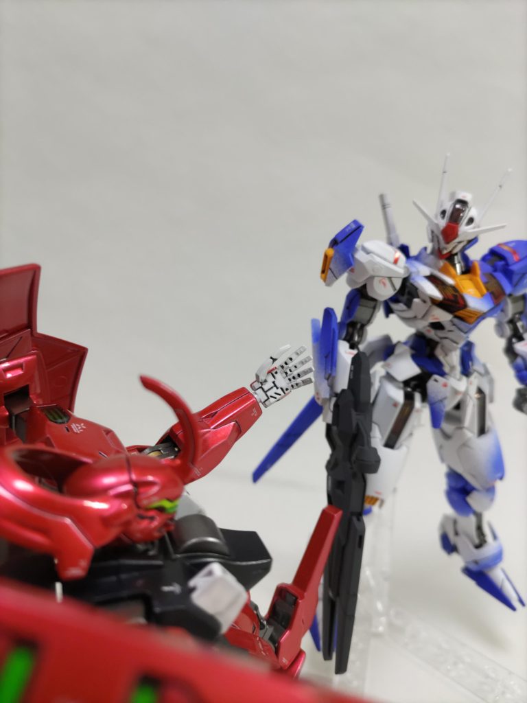 「結婚してくれ！」なんとか年内に間に合いました。今年はコイツで終了です。みなさん、お疲れ様でした。来年もガンプラ作りましょう👍