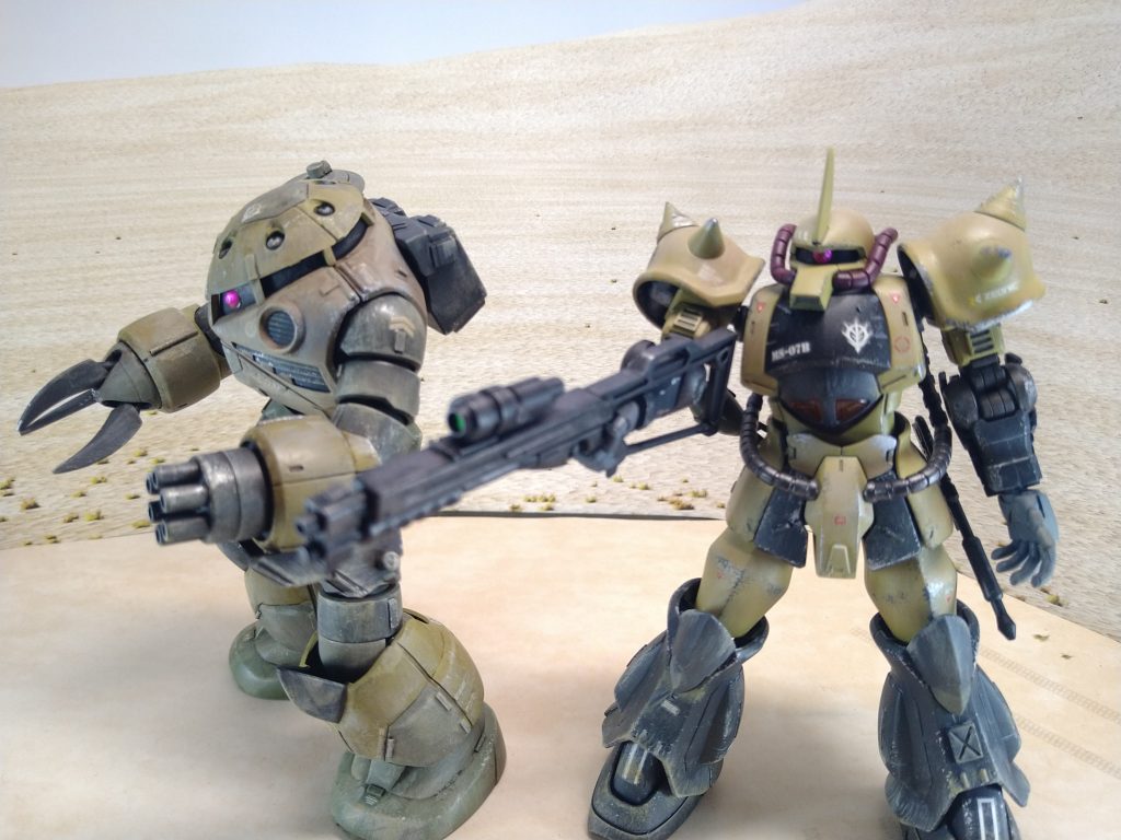 もう1機、砂漠戦使用にして小隊編成してみたいですね(汗)