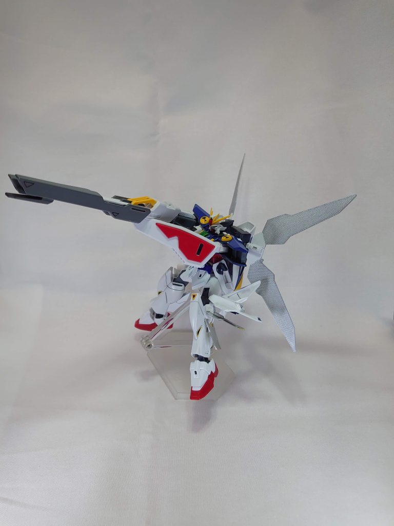 ツインサテライトバスター化け物じみた火力はもはや説明不要連射も可能ゼロシステムはこの武装を余すことなく活用し、『完璧な勝利』、あるいは、『完璧なゼロ』へとパイロットを導く