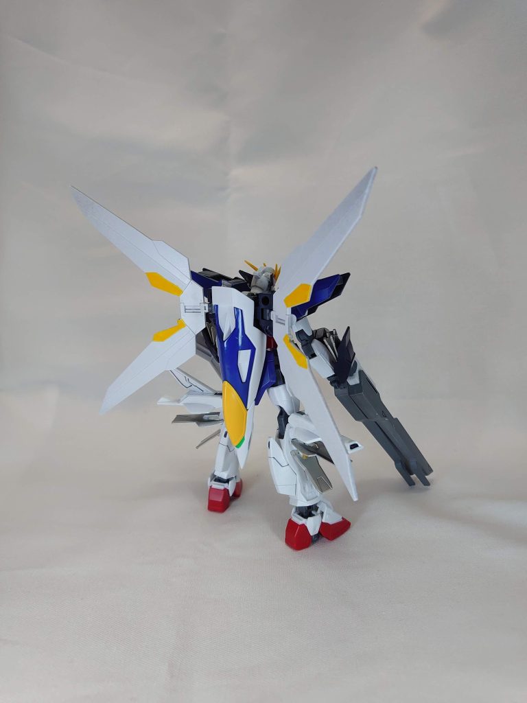 マイクロウェーブを受信し、リフレクターとラジエータープレートが展開した姿この姿で初めて、『ライフル』が使用可能となる