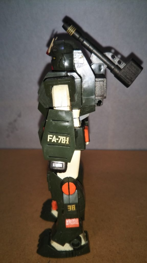 フルアーマーガンダム–4枚目/制作者:Zoo