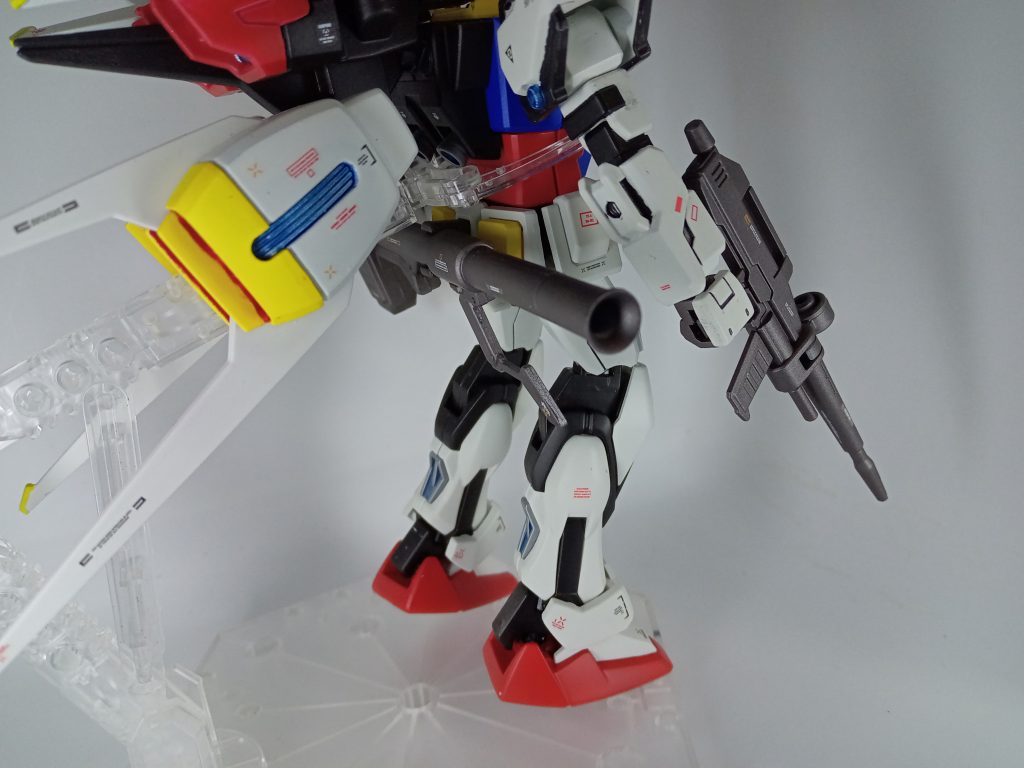 ♯1 て、敵のモビルスーツが動きだしました!–4枚目/制作者:雪下にんじん