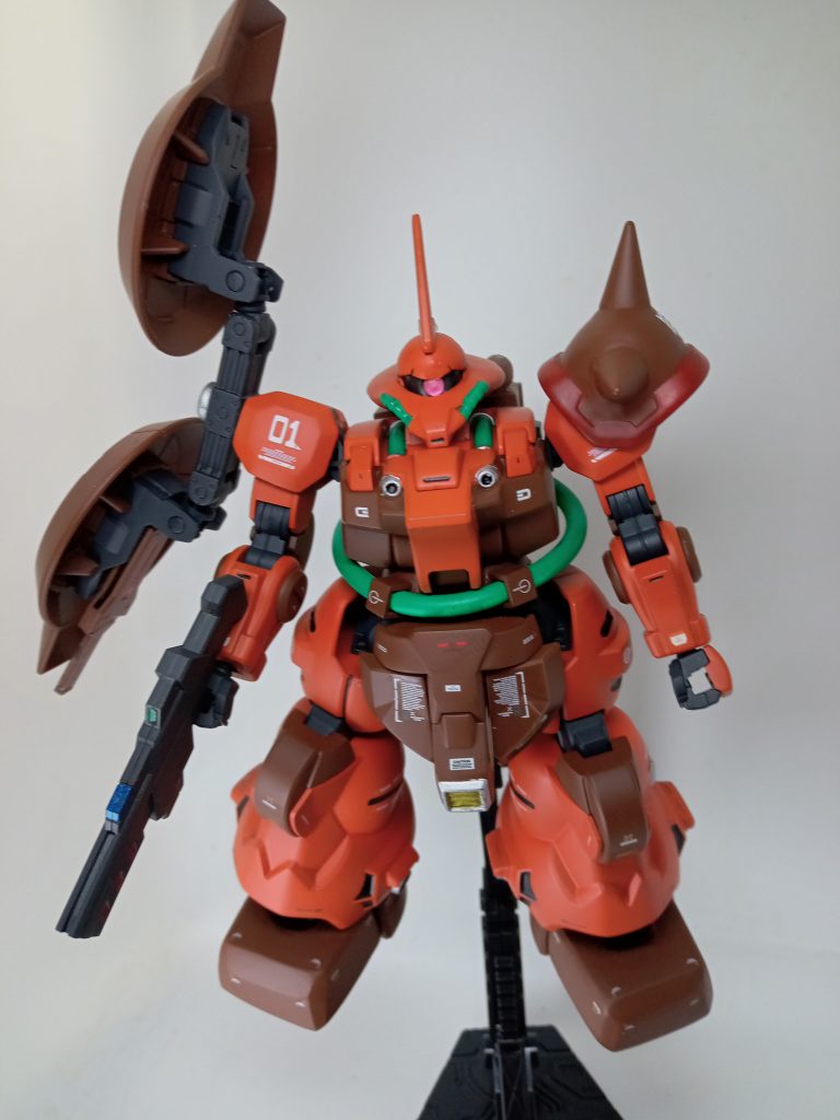 ディランザをひと目見た時からマラサイにすごく似てるような気がして、マラサイなっちゃいました。