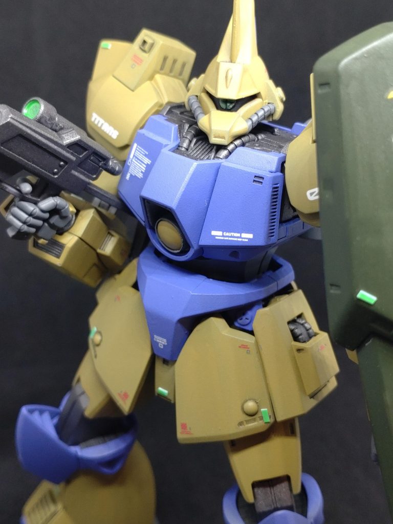 デカールはハイキューパーツのコーションデカール