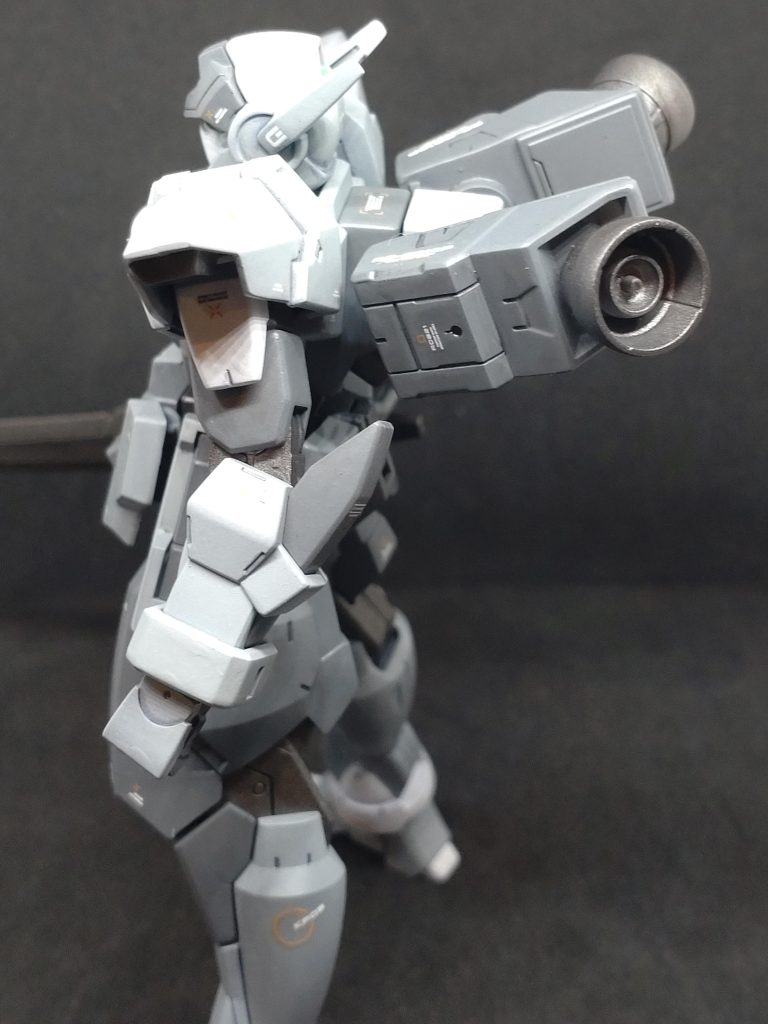 背中に大きな背負いものがあるのはあまり好みでは無いので。