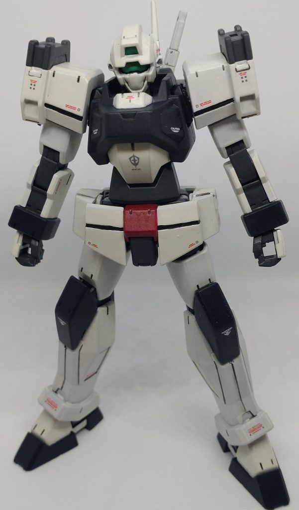 腰部の赤い所も筆塗り、ムラが目立ちましたがそのままで。