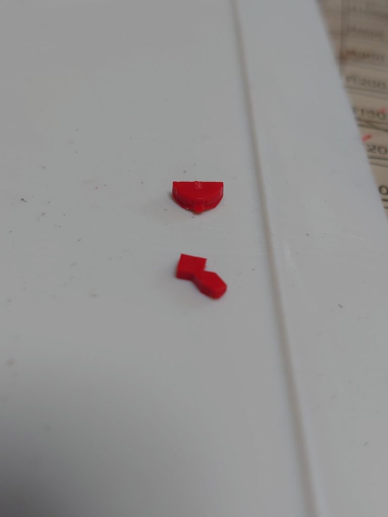 頭部の後ハメ加工