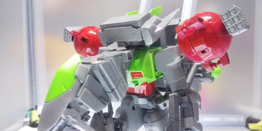 軍から払い下げられたハイザックを民間企業が買い取り、宇宙を調査するための移動基地として改造した。ビームライフルとマシンガンは自衛のために装備している。