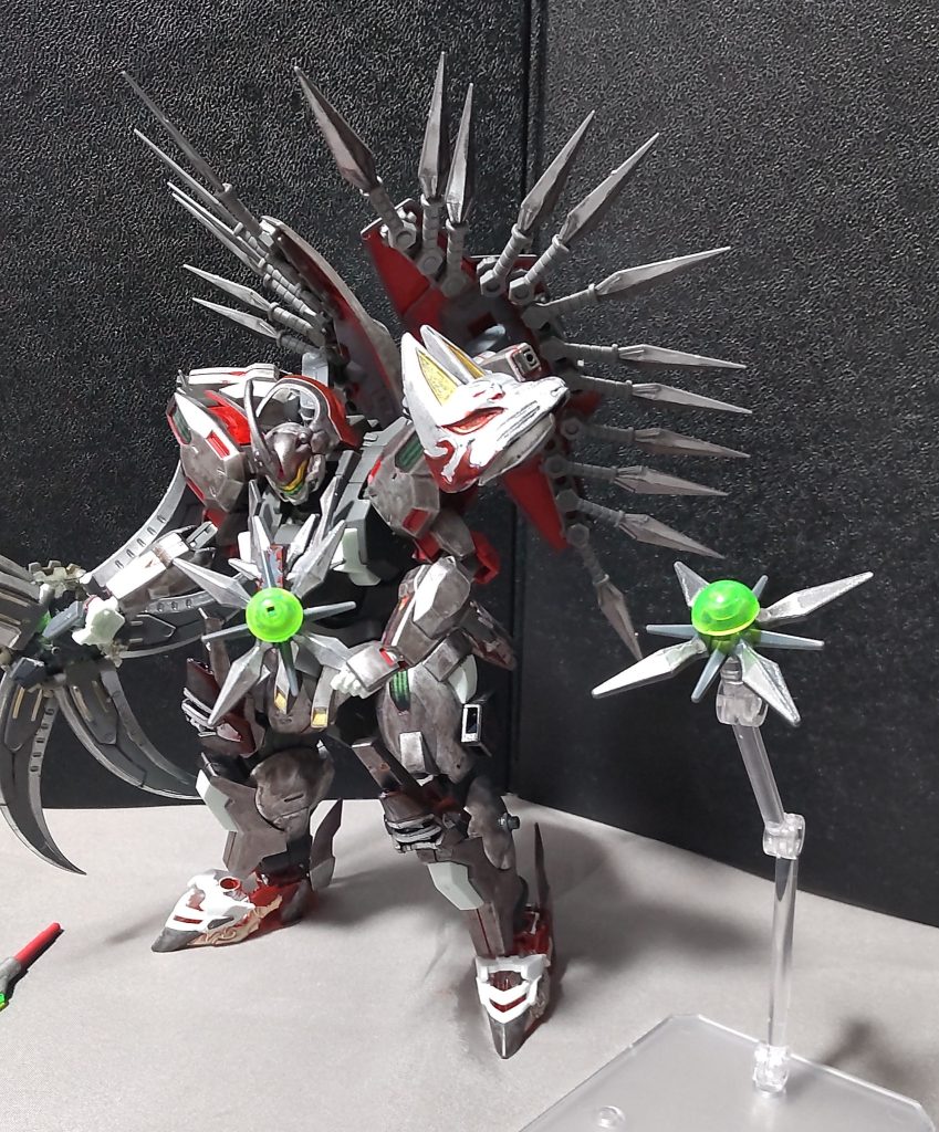 ○手裏剣型ドローン「十方」両足に装着されている武装で、遠隔操作で射出する他に、手で持って直接投げつけるというのも可能。※最終的に相手に向かって飛んでいく為。