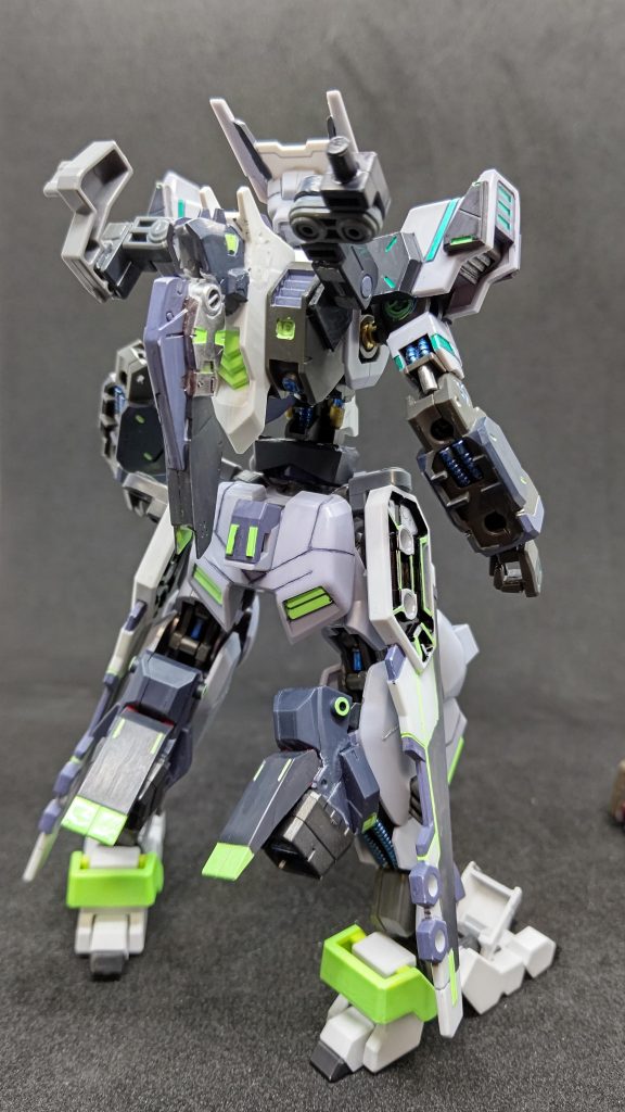 武器無しbackバックパックにはビルダーズパーツからスタビライザーを使用し、武器のジョイントにはバトルアームアームズとジャンクパーツを使用しました。