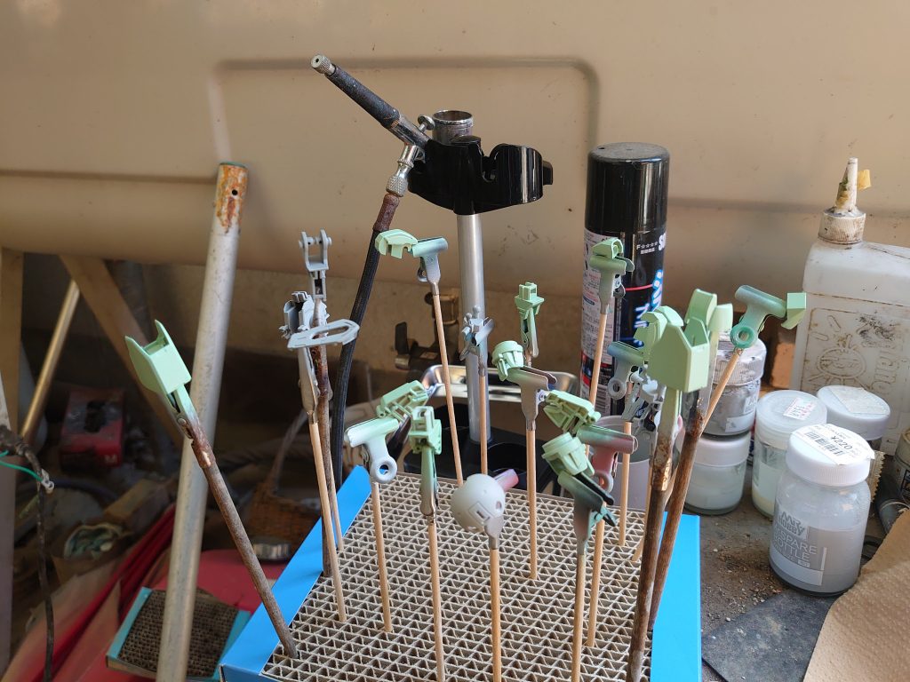 塗装工程塗料は全てガイアカラーのボトムズカラーを使用しました