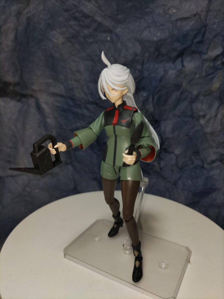 ジョウロとスコップ