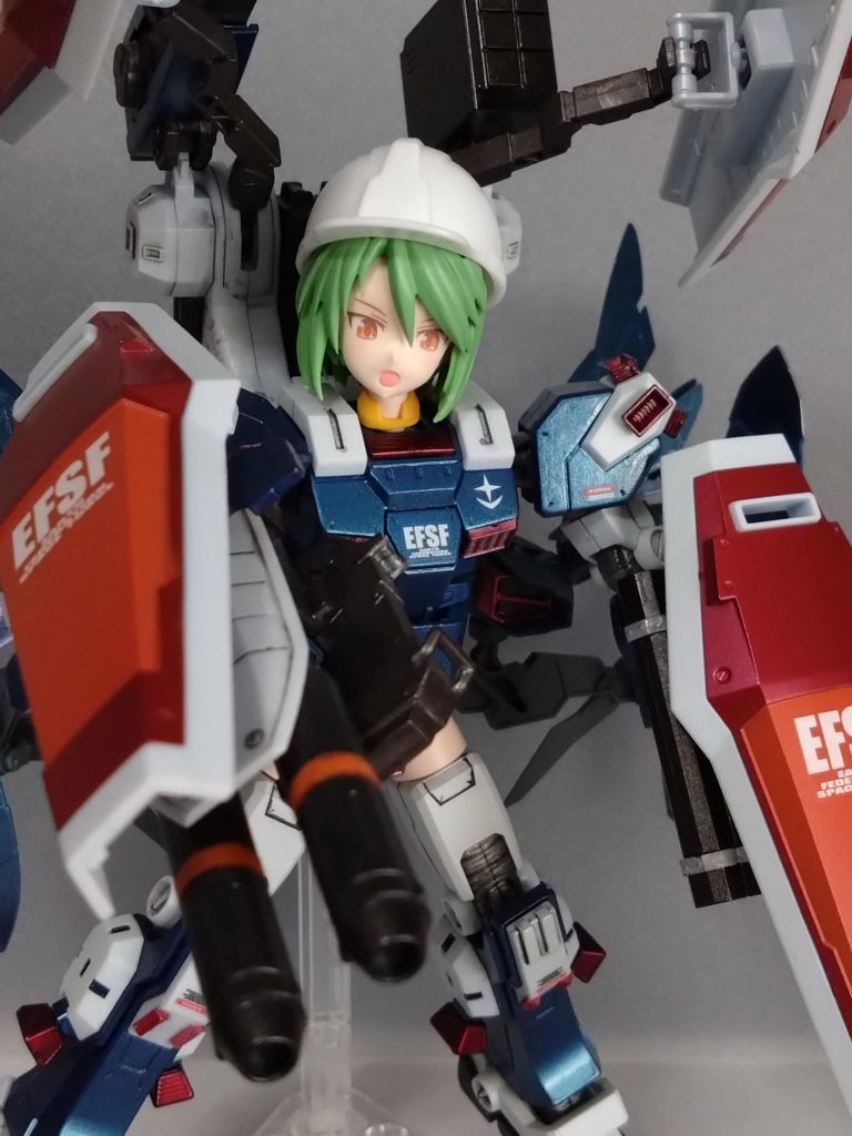 前回投稿時の工事用ヘルメット装着してみました。