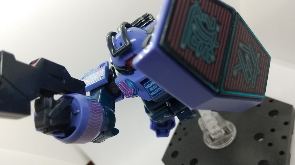 エアリアルが手に入らずに、切ない。再販すらゲットできず。でもいいの。デミトレーナーはかわいいから！