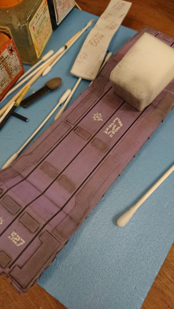 (いつもと違う汚しをしよう！)汚れを全面に塗って偽物激落ち君で擦ると殆ど落ちてしまって失望...