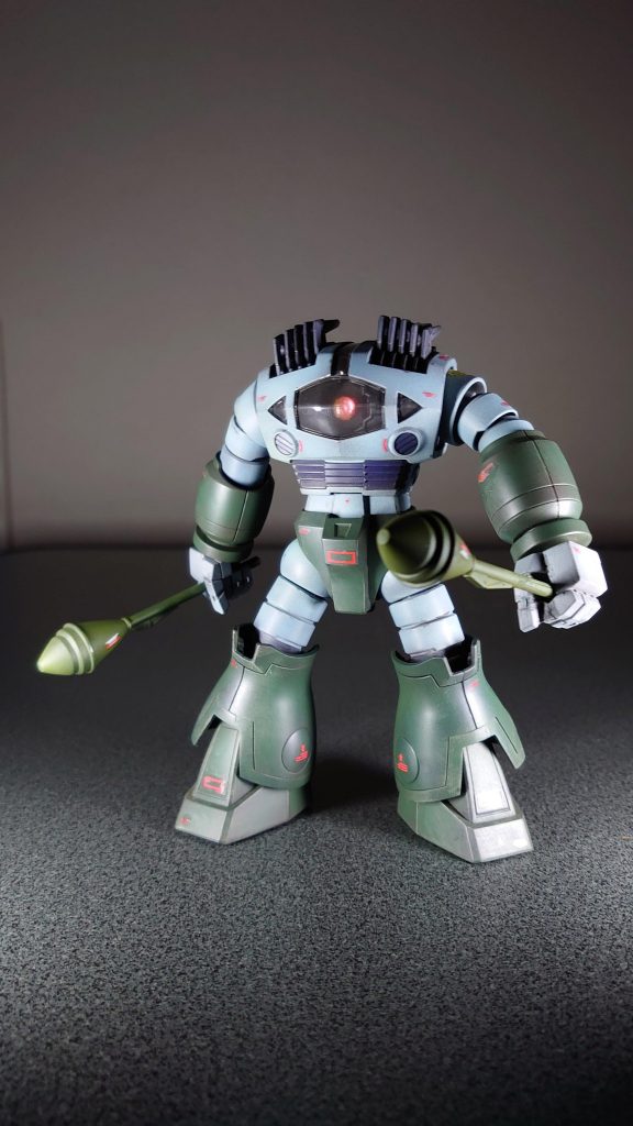 シュッルムファウスト装備。太鼓のばちみたい。