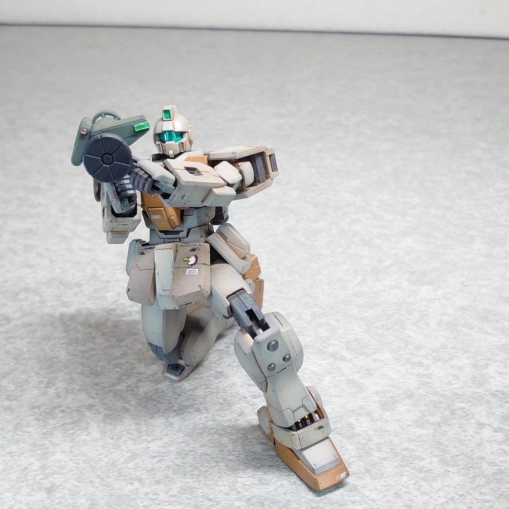 ネットガン付属、陸戦型ガンダムが劇中で使用してました。