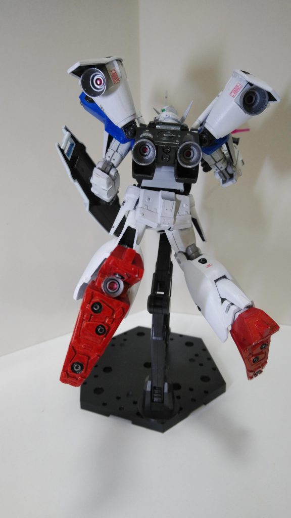 足裏だってちゃんと製作!フルバーニアン……スラスターの数もサイズも半端ない!