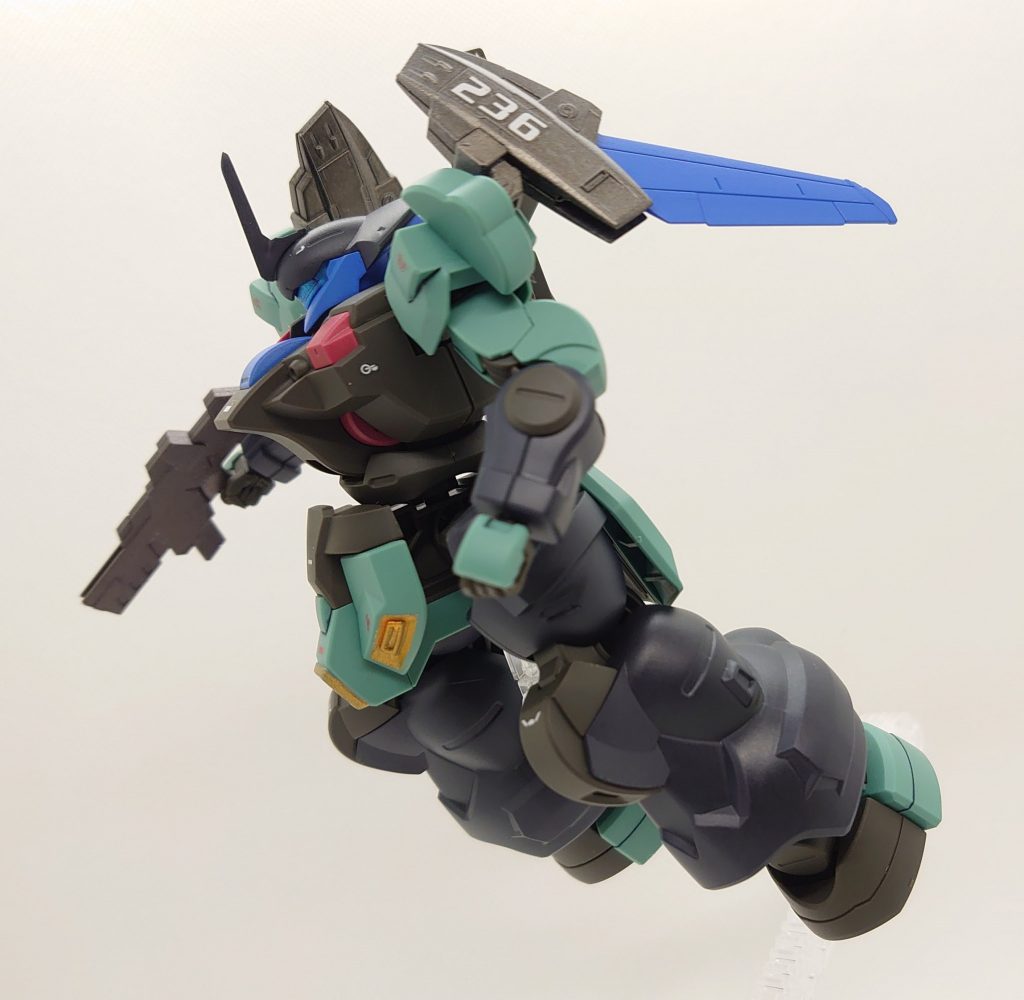 ニカ専用とした場合、どこかに機動力アップの要素を入れたくなります。