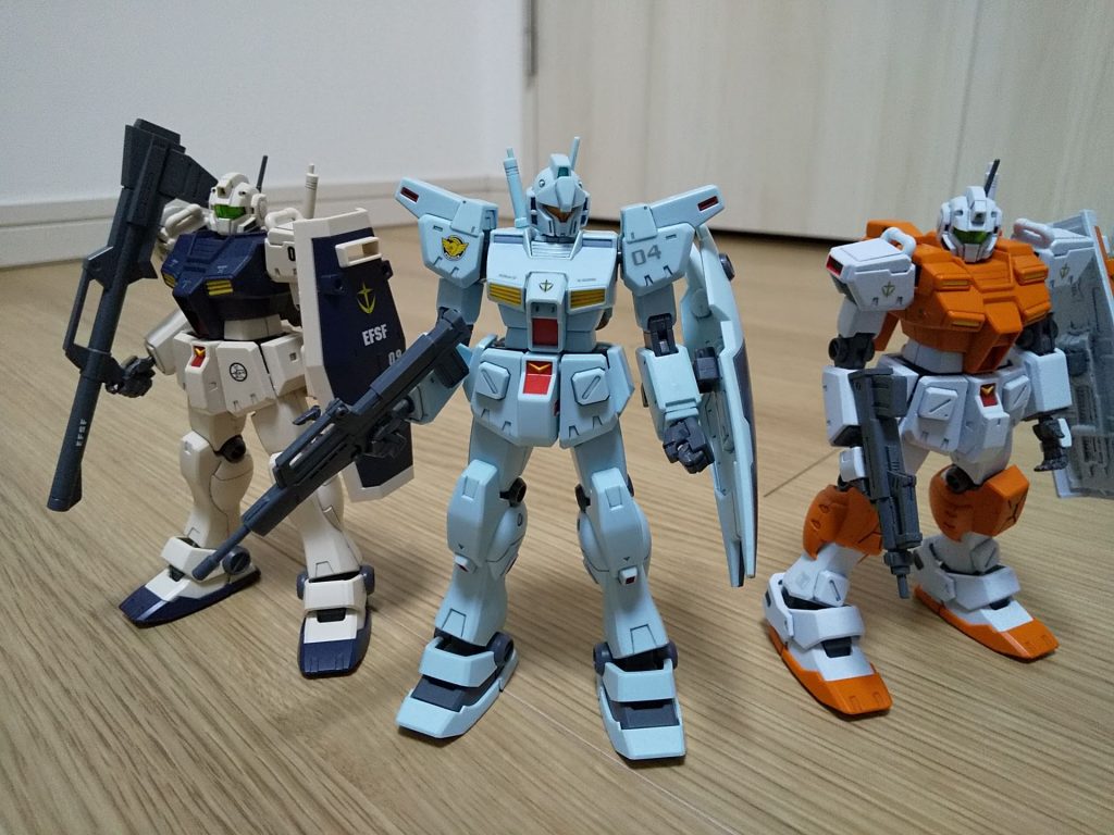 0083のジムはいずれもジムらしからぬ強そうな顔をしていますね。特にジム・カスタムはエースパイロット用として良いお顔です。