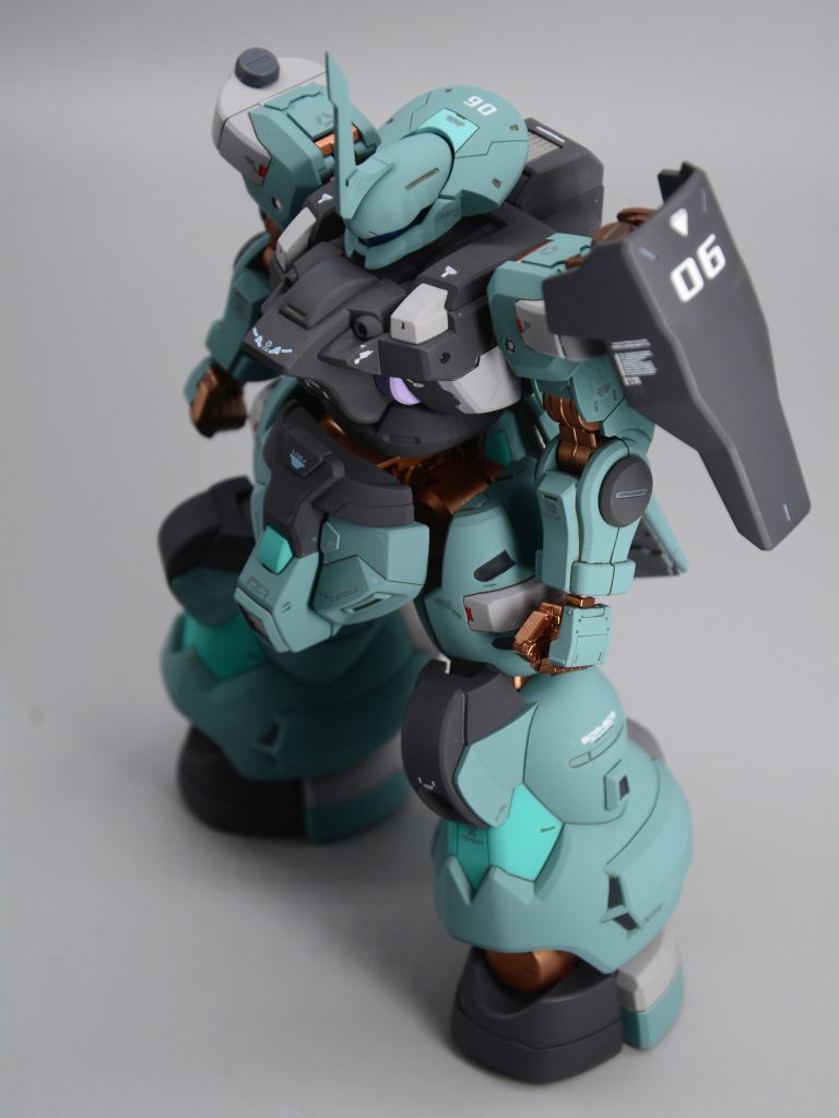 ■感想水星の魔女で初めて全塗装して作ったディランザでしたが、最後までとても楽しく作らせてもらうことが出来ました！既に他の投稿者の皆さんも素敵なオリジナルディランザを作られていらっしゃるように、装備を更に盛ってもヨシ、逆にスタイリッシュにしてもヨシ、汚してもヨシと、製作者の色が出る良いキットなのだと思いました。（私は特に飾り気のない素うどんディランザですが…）また、今年はスローペースの投稿でしたが多くの閲覧、コメント、イイネをありがとうございました！GUNSTAを通じて皆さんの作例も拝見できることと合わせて、本当に日々、模活のモチベをいただいていたと思っています。来年もスローペースとなると思いますが、よろしくお願いいたします。よいお年をお迎えください☺️■次の作品宇宙世紀モノにしたいが悩み中