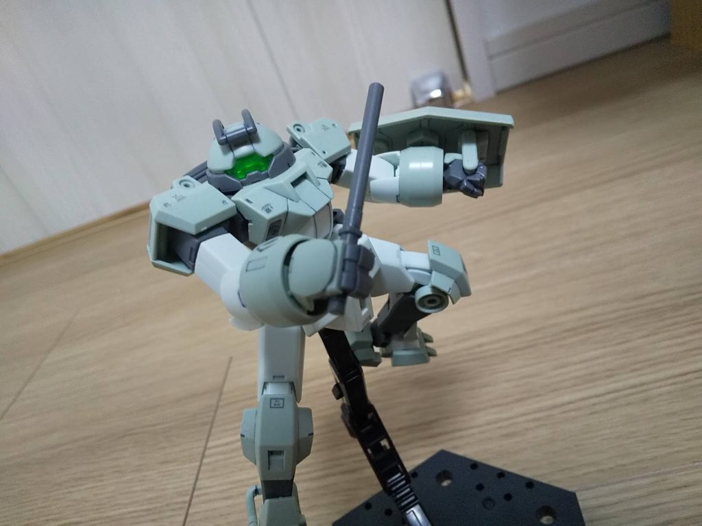 デミトレーナー–4枚目/制作者：@toyo06r