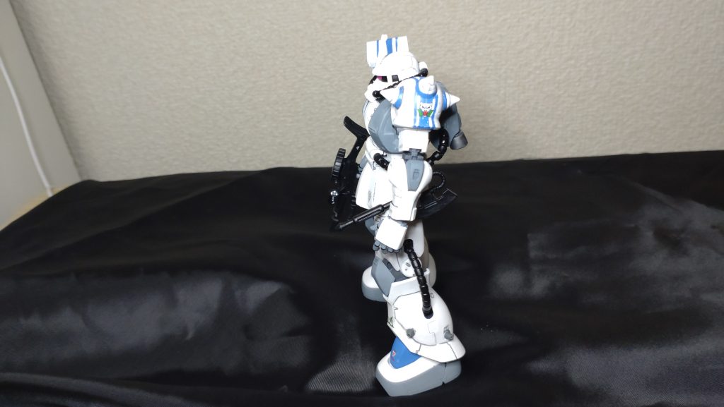 パーソナルマークが手に入るまでまってました。ブルーのラインは上手くマスキング出来んくて手描き。寄りの絵だとブレブレだからこんな感じで。