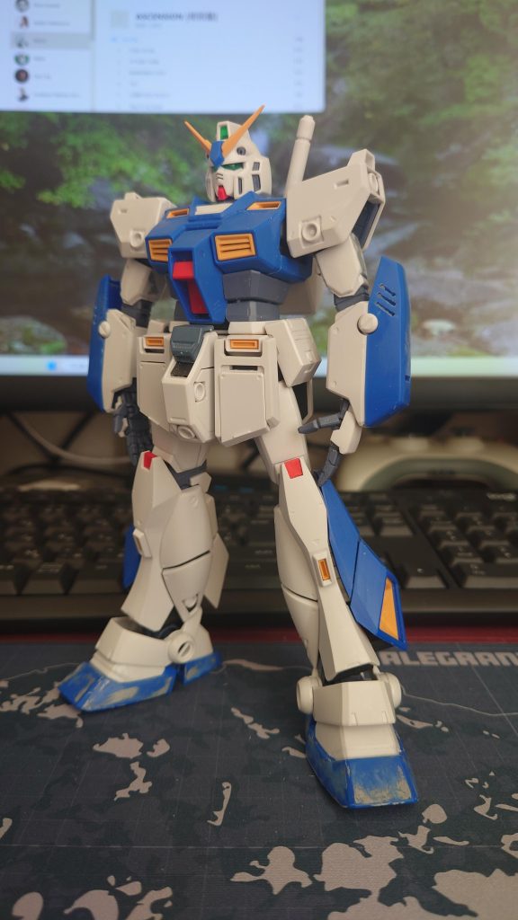 素組みでヒケの処理、1000番のペーパーがけ