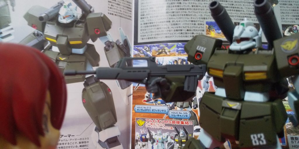 :ジム・ライフルだ。余談だが、このライフルは実在するFAMASのライフルだな。個人的にはライフル中では好きなデザインなんだな。