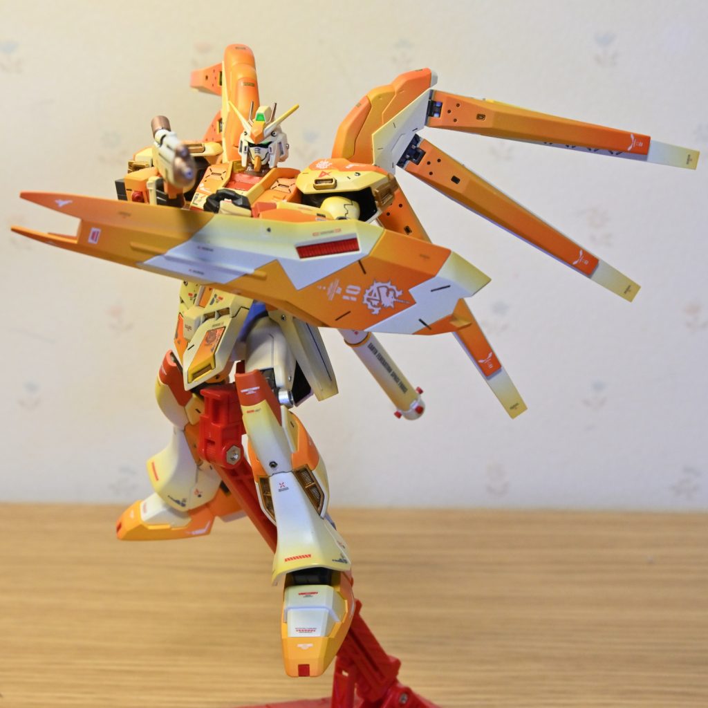 HG版・Hi-νガンダム–3枚目/制作者：jigen