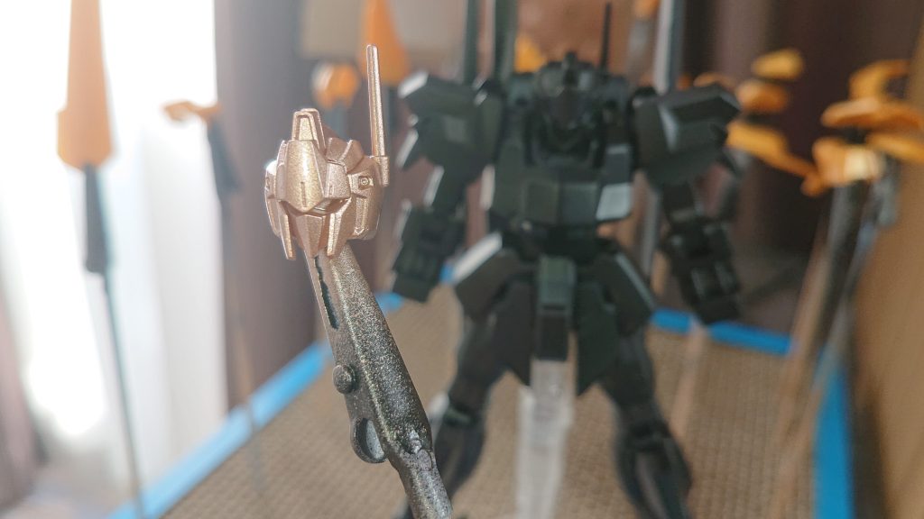 カッパーだけでもちょっと上品な感じがして、これはこれで好きです😌✨今回百式を作成するにあたり、たくさん作例をみましたが、ひとくちにゴールドと言っても色んなパターンがあるんだなぁと驚きました😃今回私は濃いめ、赤強めなマリーゴールド的な色味となりました😌