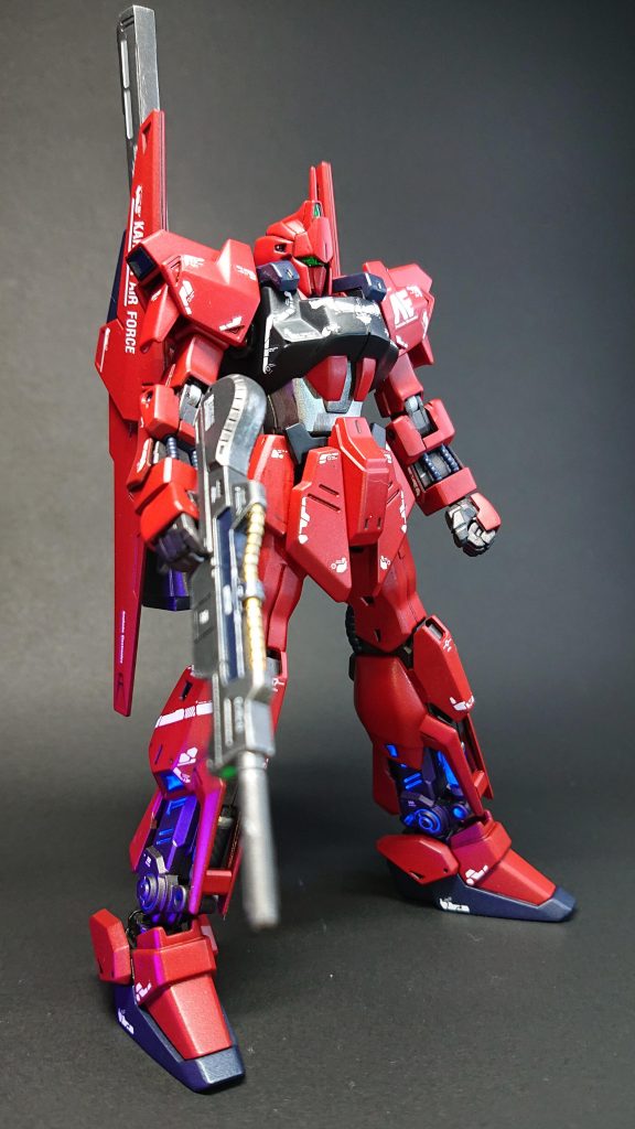 右サイドから。