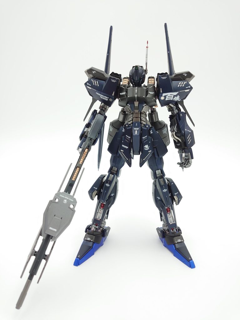 外装はプリズムブルーブラックの半光沢、フレームはスターブライトアイアンに更にガラスパールを吹いて半光沢と光沢の差を広げてメリハリをつけました