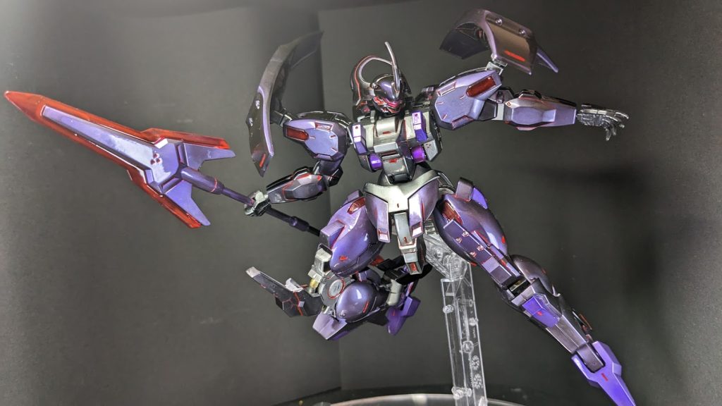 結果的には曲面の足や太ももは綺麗な光沢になったものの、紫だと反射は分かりづらかったです。アンビカーや肩なんかは少しマットな感じになってしまったのでまだ改善が出来そう。