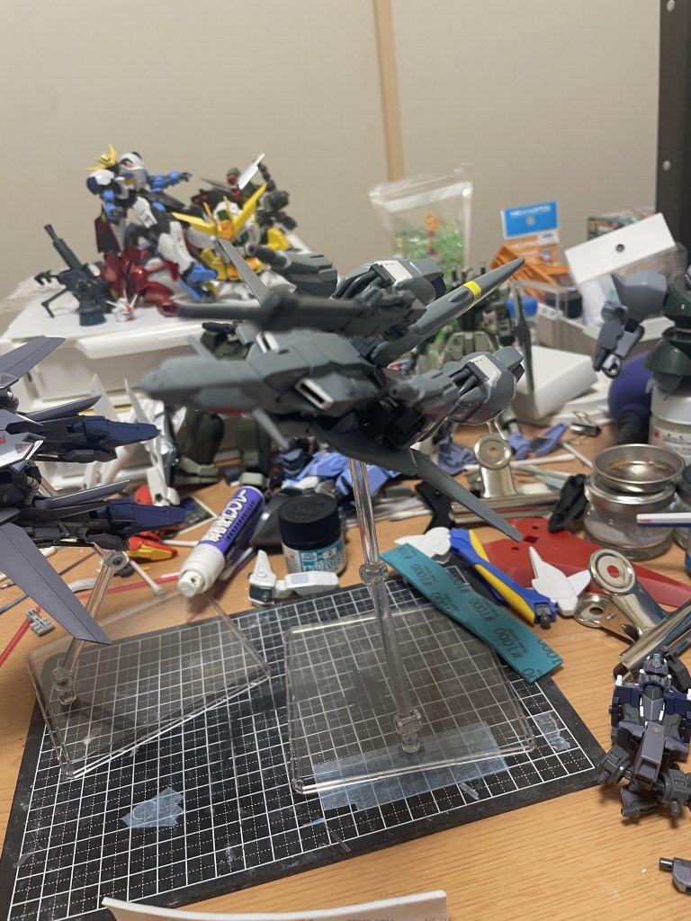 ゼータプラスのが火力は高い感じはありますがいかんせんデルタプラスと比べたら古いですからね…謎です