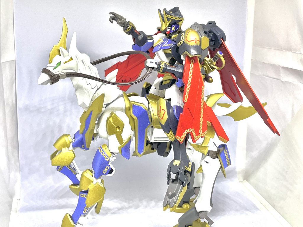 横からの全景。馬の胴体、身長を伸ばすのに苦労しました。