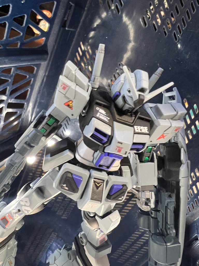 カラーリングは本家G-3に寄せてグレー系で塗装しました。