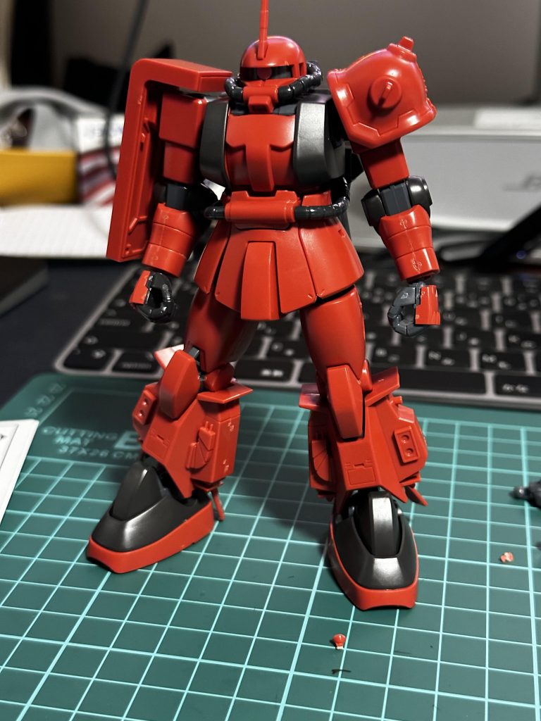 手入れ前の状態少しのっぺりした印象だったので、全体的に情報量を増やすよう意識しました。