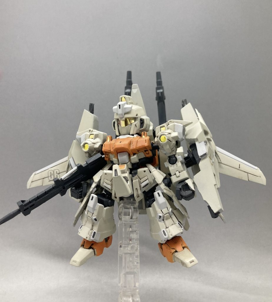 まずはB型から。ライフル、シールド、ディフェンサーユニットが自作パーツです。