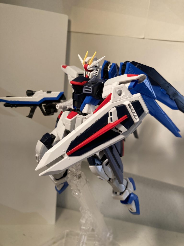 ストライクあるあるの横向きポーズ