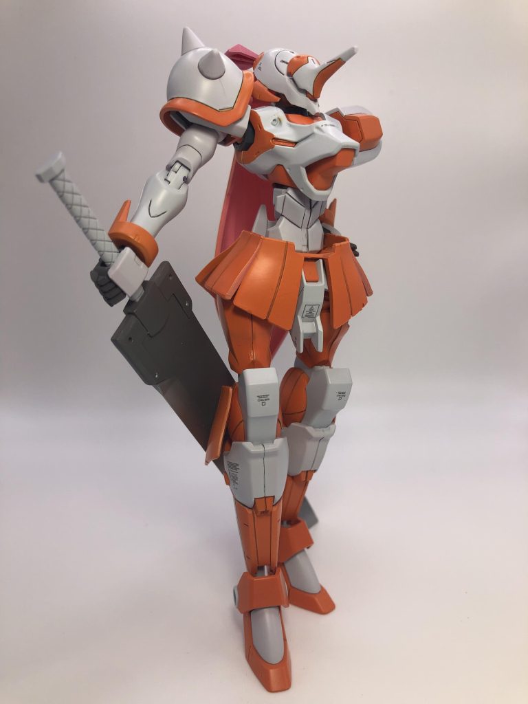 近接戦の装甲は、ザクIIからお借りしました。今回、初めてザクIIのゴム素材のスカートを使用しました。切り出し部分の痕や、塗装の難しさを痛感しました。